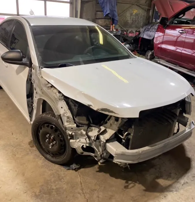 Guzman Auto Collision 1