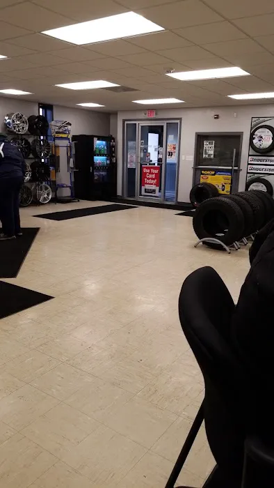 Pomp's Tire Service 3