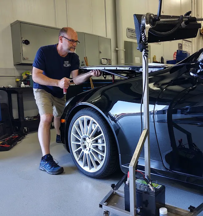 Dent Works - Paintless Dent Repair 4