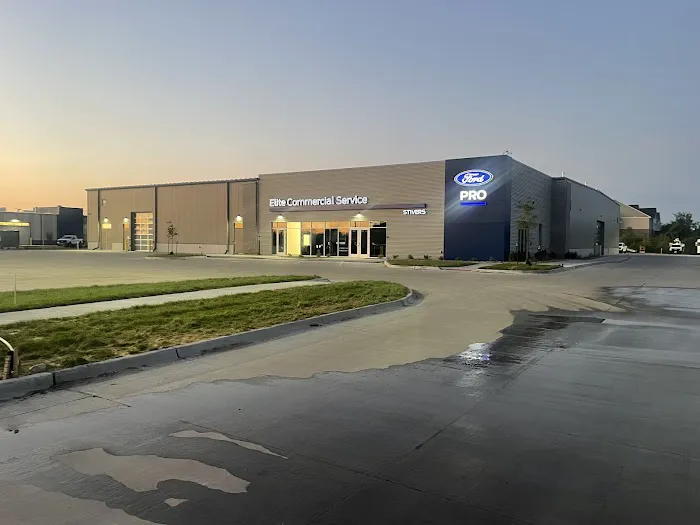 Stivers Ford PRO Elite Commercial Service Center 8