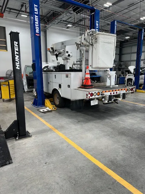 Stivers Ford PRO Elite Commercial Service Center 5