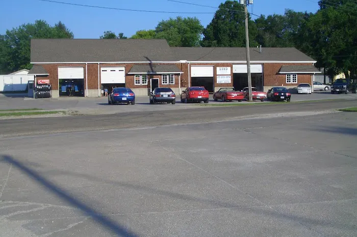 Lund Motors 1