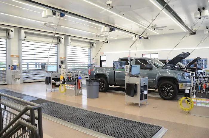 LOF Xpress™ Oil Change – Waukee 5