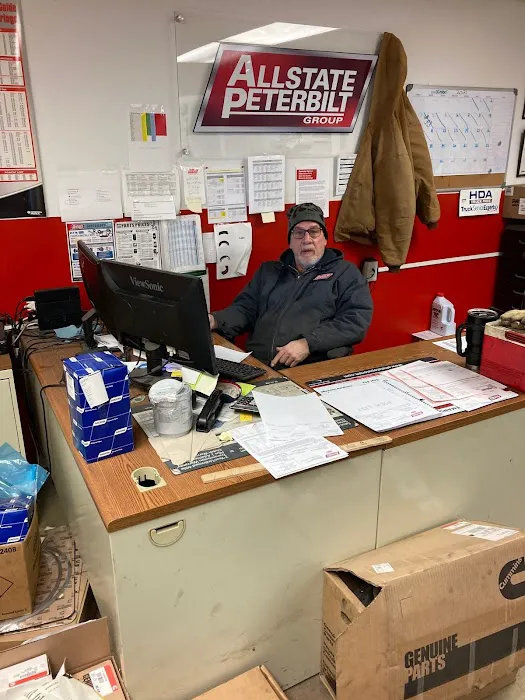 Allstate Peterbilt of Clear Lake 8