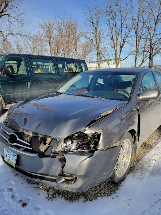 Hawkeye Auto Body 3