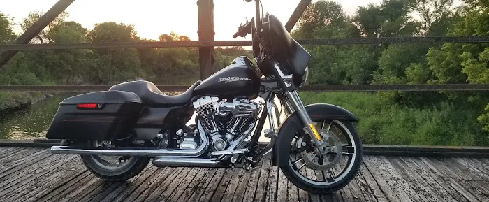 Isch'S Customs LLC 0
