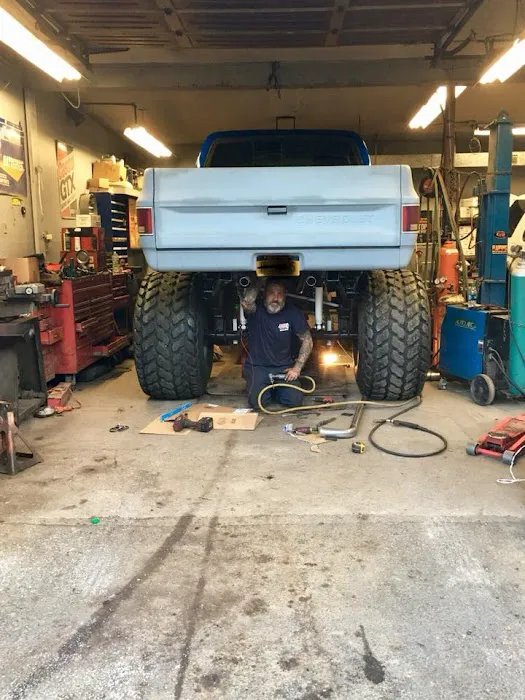 American Muffler and Auto Repair Inc. 0
