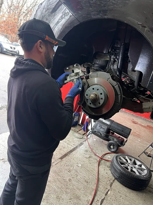 Montauk Auto Repair 9