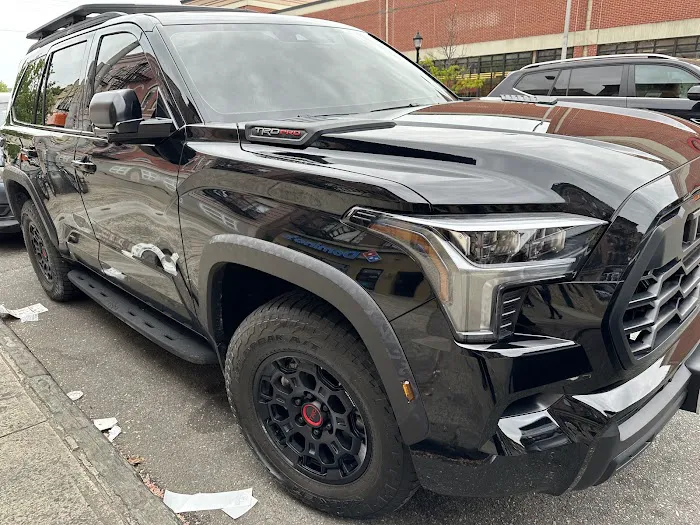 Russell's Auto Body 4