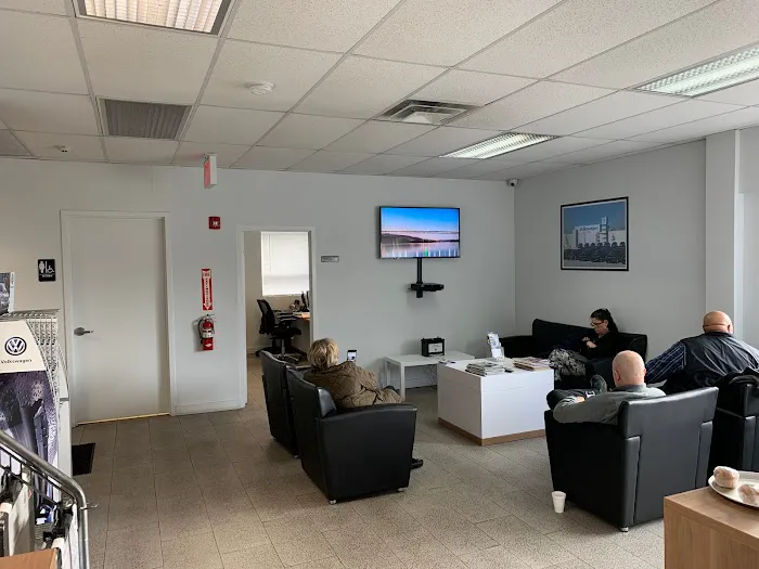 Tasca Volkswagen White Plains Service Center 1
