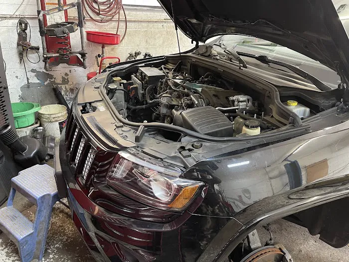 Playa Auto Repair LLC 7