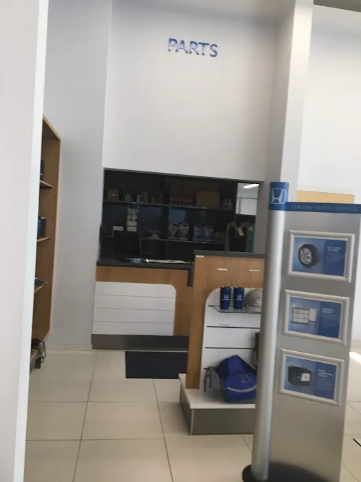 Lia Honda Brewster Auto Repair & Service Center 3