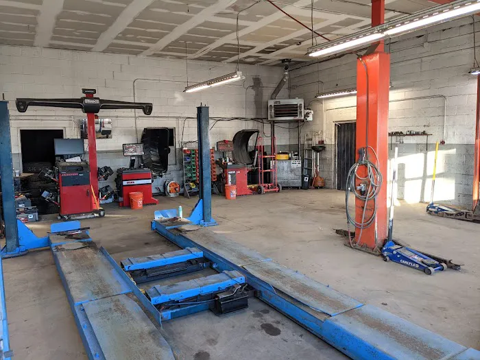 Danbury Tires & Auto 1