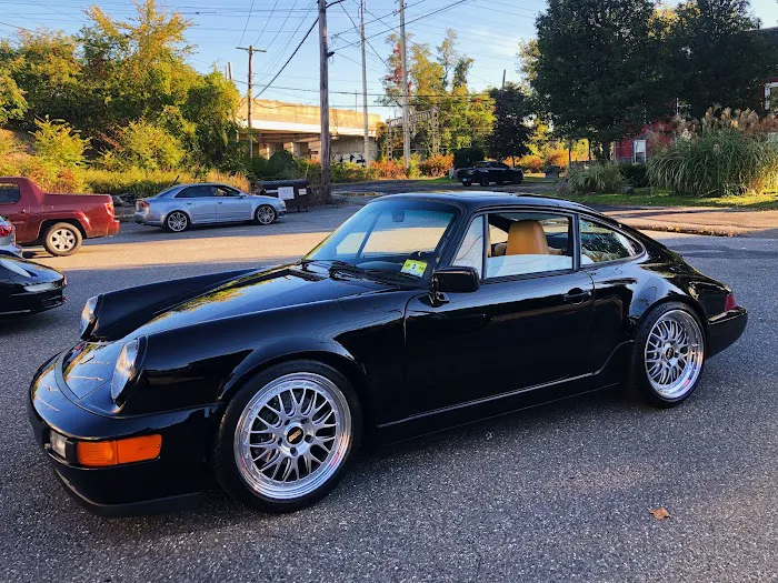 BUTZIGEAR - The Porsche Shop 7