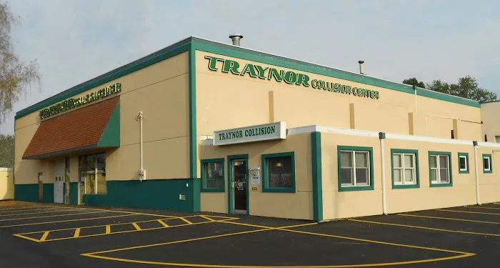 Traynor Collision Center 9