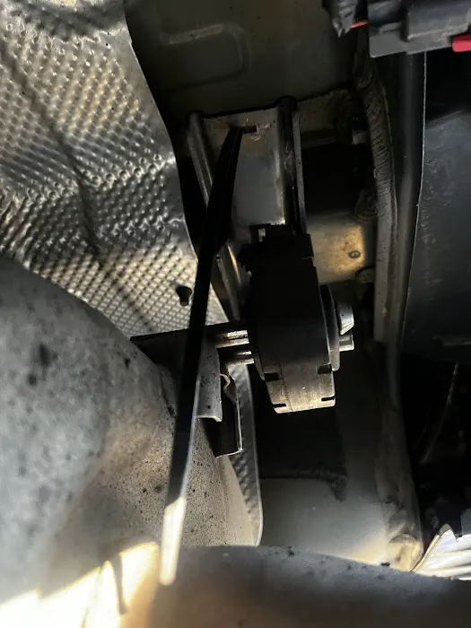 Ray's Autobody 0
