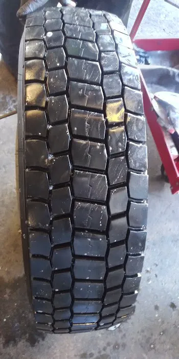 Custom Bandag 4