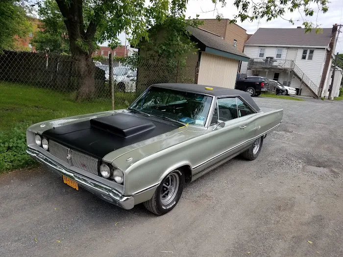 Mamone's Auto Body 5