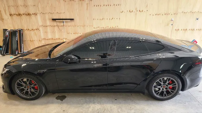 GT Custom AutoWorks 0
