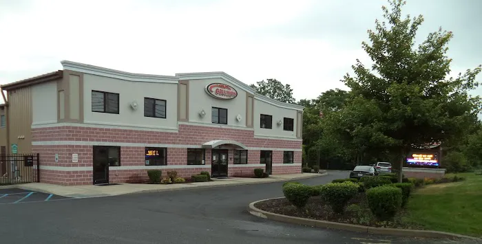 Cole's Collision Center of Colonie 4