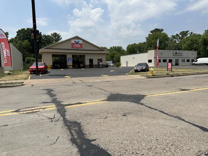Valvoline Instant Oil Change 8