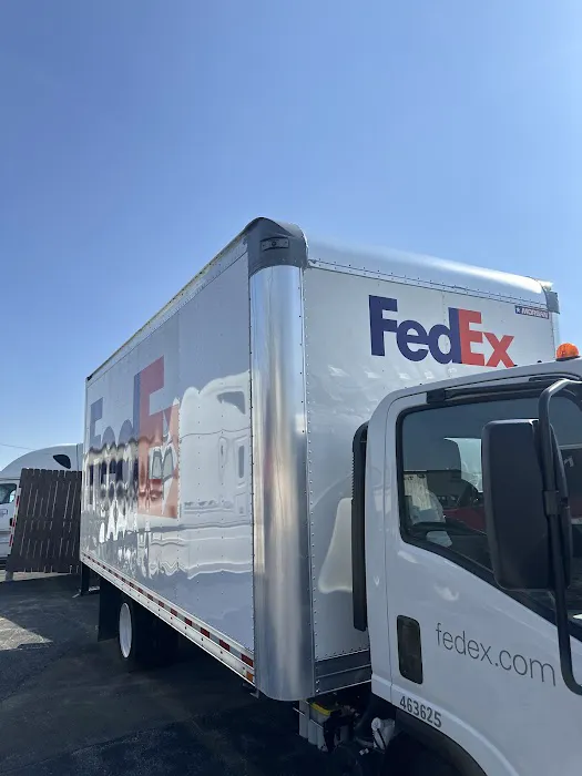 Roback's Truck & Auto, Inc. 5