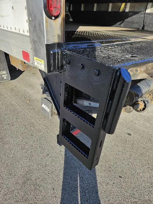 Roback's Truck & Auto, Inc. 7