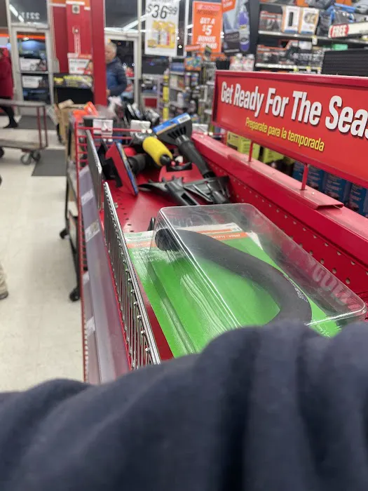 AutoZone Auto Parts 6