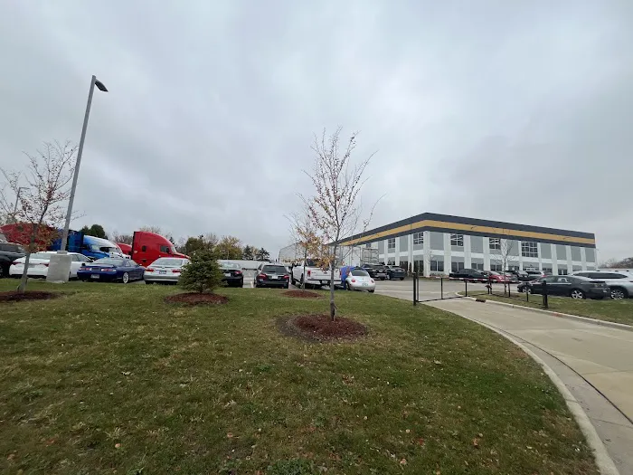Hampshire Truck Center (HTC) 4