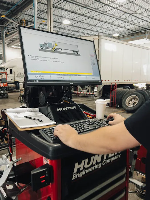 Hampshire Truck Center (HTC) 9
