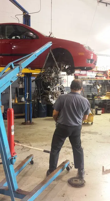 Coyote Automotive Center 0