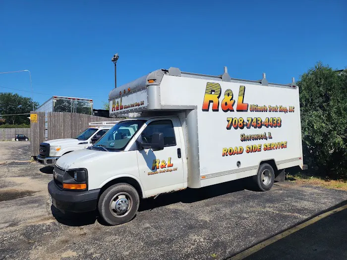 R & L Ultimate Truck Shop 3