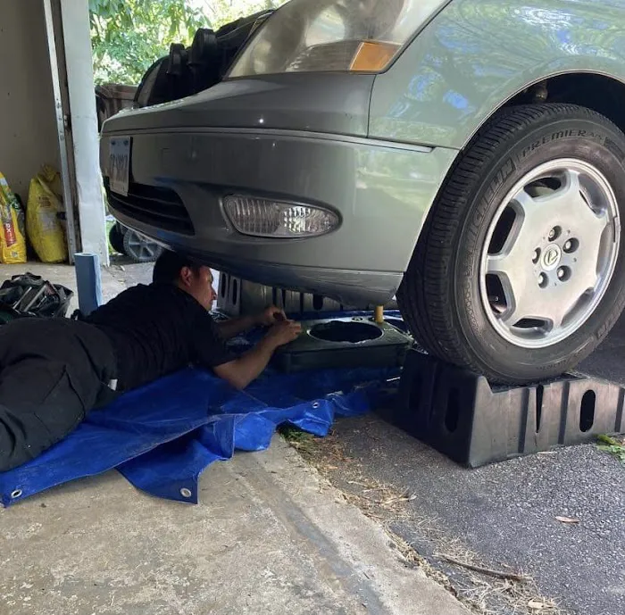 R & T Mobile Oil change 1