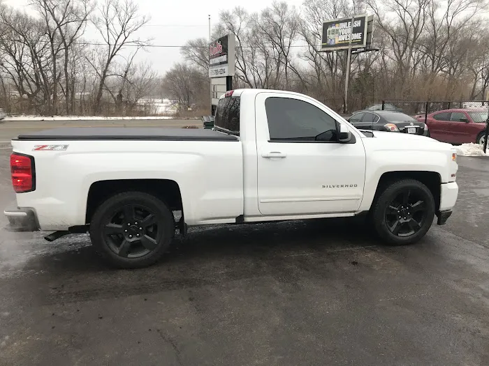 Walt’s Automotive 3