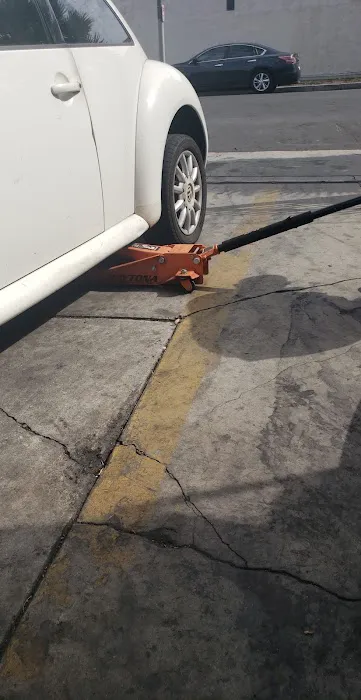 Mercado Tires 4