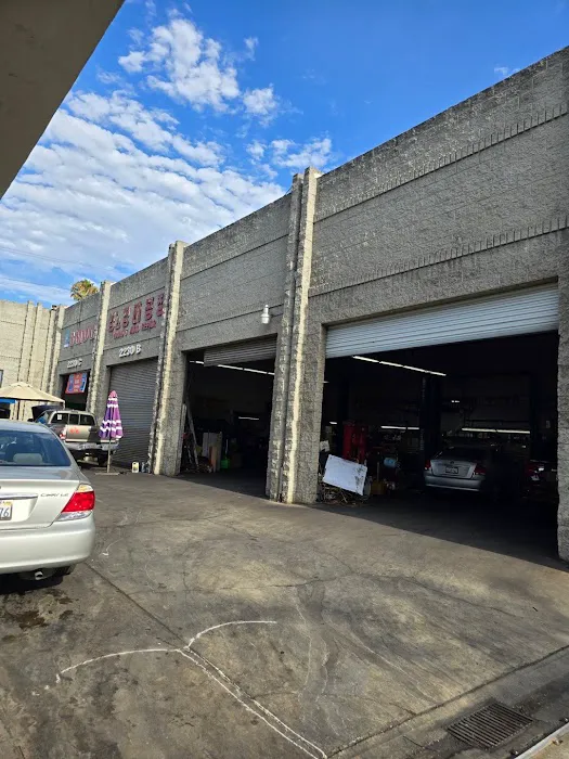 Young's Auto Center 2