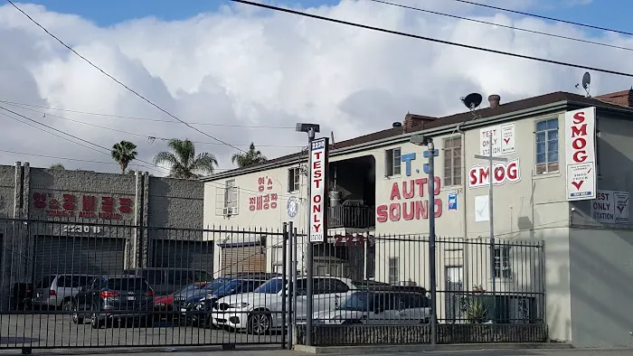 Young's Auto Center 3