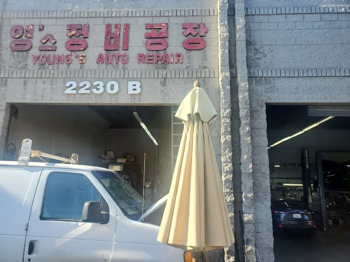 Young's Auto Center 1