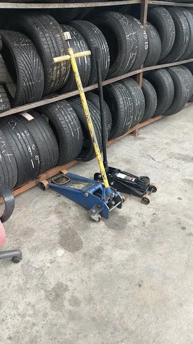 Guadalajara Tires & Auto Repair 2