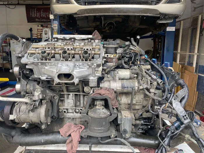 La Maquina Auto Repair 0