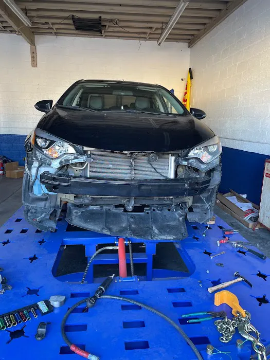 DAD AND SON COLLISION CENTER 3