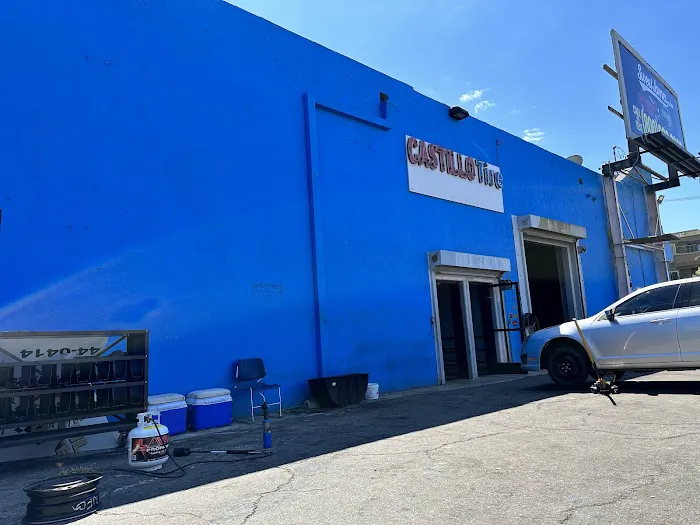Castillos Tire 1