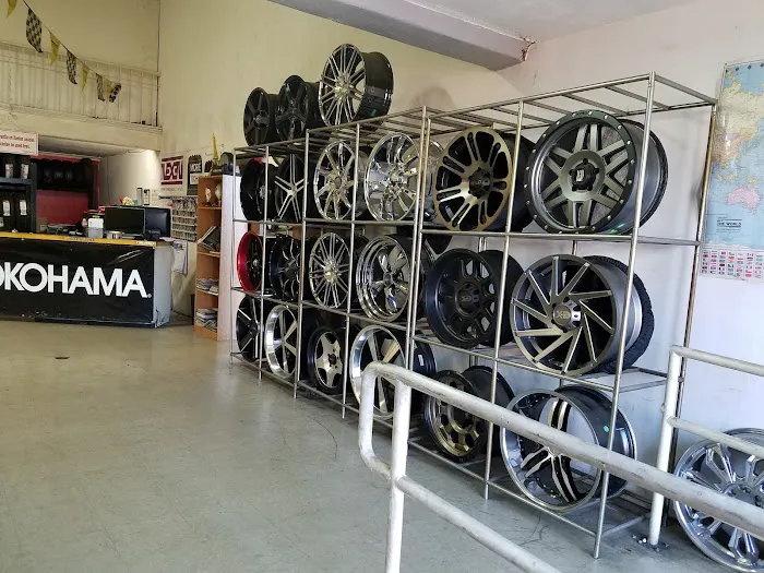 Castillos Tire 3