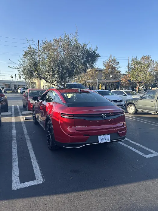 Toyota of Downtown L.A. Service 4