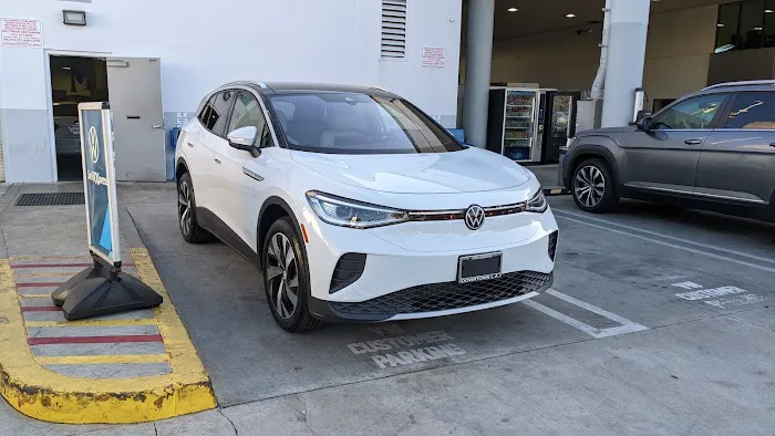 Volkswagen of Downtown LA Service Center 3