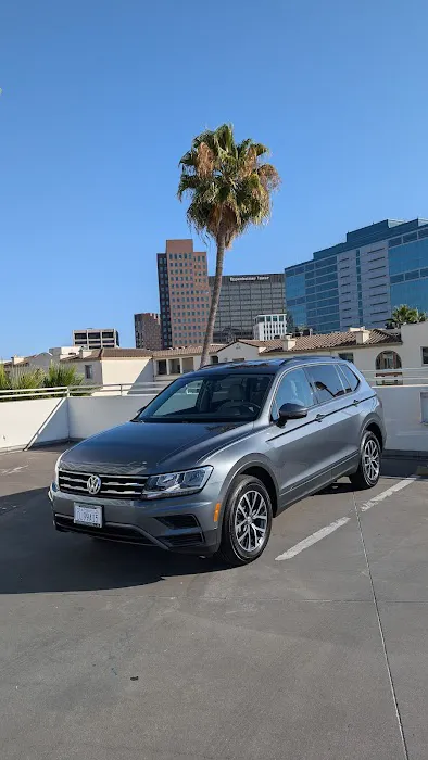 Volkswagen of Downtown LA Service Center 6