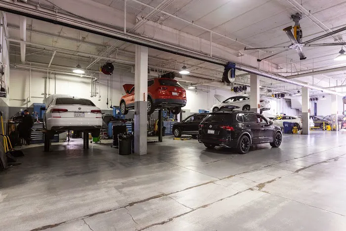 Volkswagen of Downtown LA Service Center 8