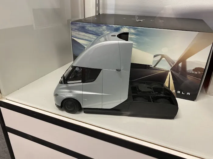 Tesla Service Center 9