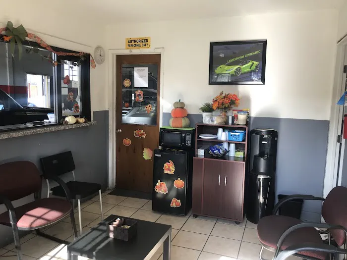 Carlos Auto Garage 1