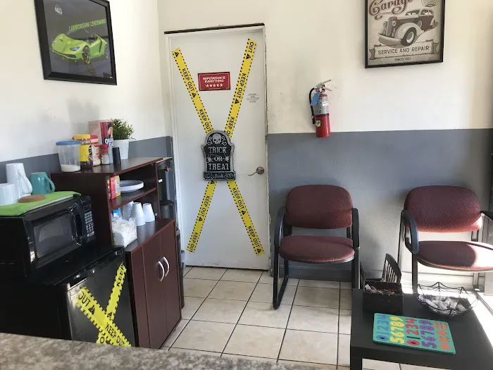 Carlos Auto Garage 2